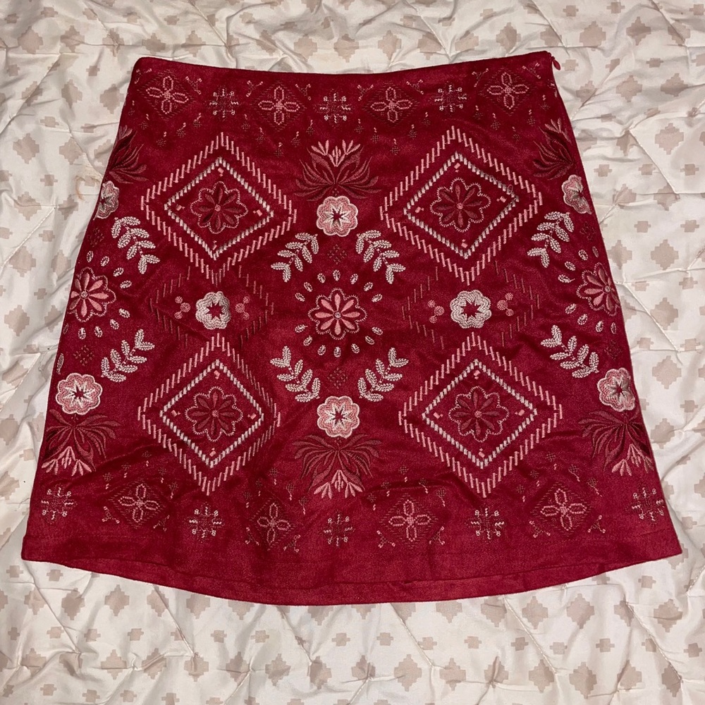 Burgundy Laurel Embroidered Faux Suede Skirt - Size Small